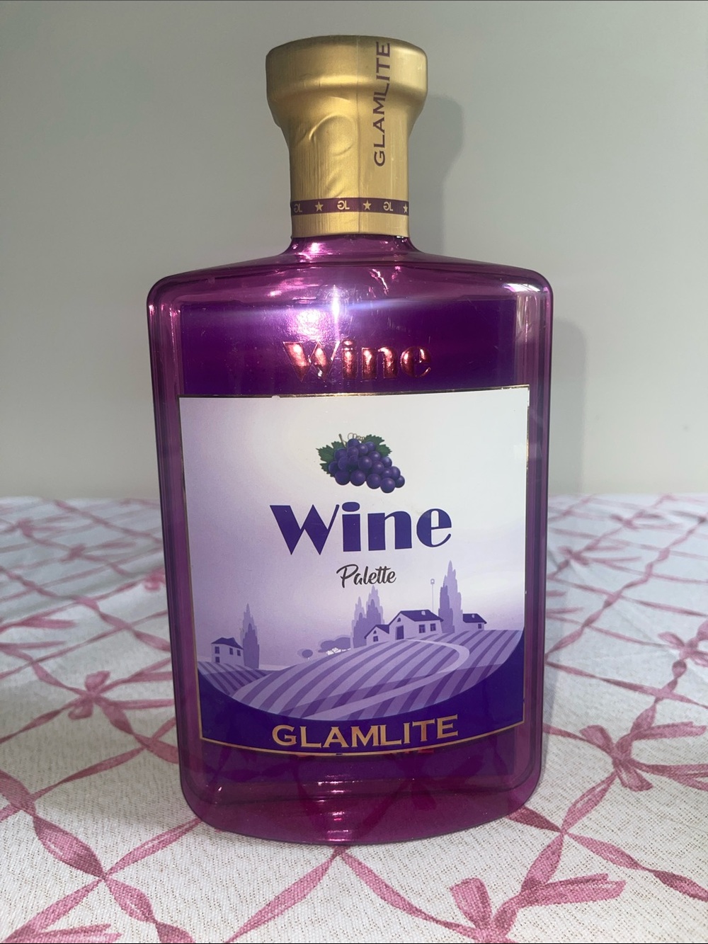 Glamlite Wine Eyeshadow Palette/ Still Sealed